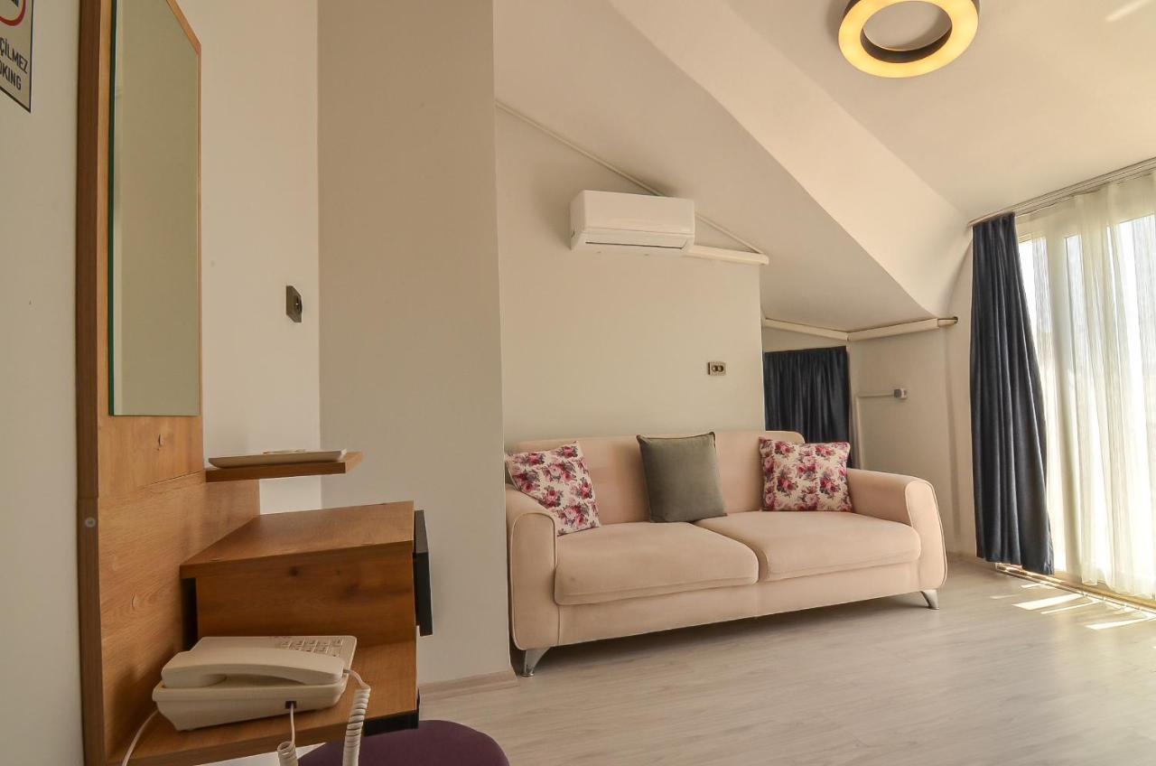 Berry Bella Hotel มาร์มาริส ภายนอก รูปภาพ